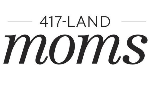 417-Land Moms