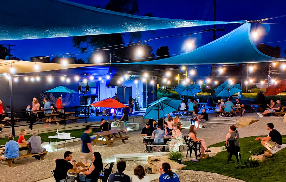 Tie & Timber Beer Co. Springfield MO outdoor space at night