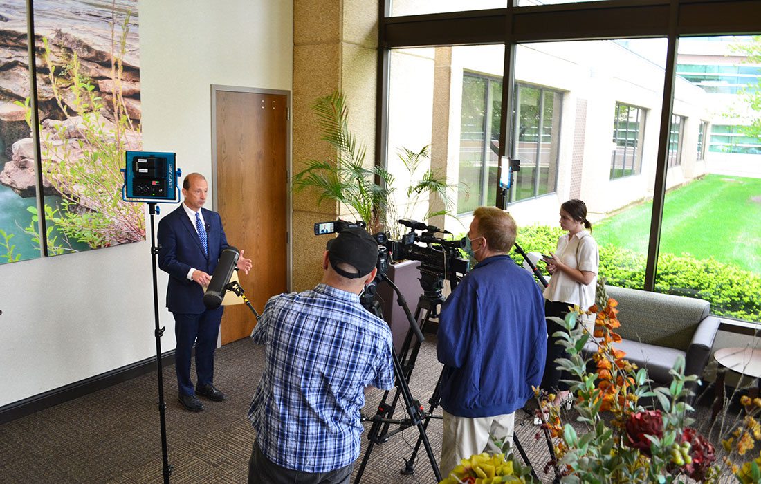 CoxHealth CEO Steve Edwards addresses media about COVID-19 unit