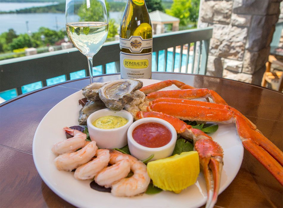 Shrimp, fresh oysters, snowcrab, roasted garlic and lemon saffron aioli