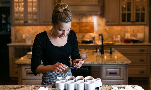 Chef Anna Davis Cooks a Meal for Clients in Springfield MO