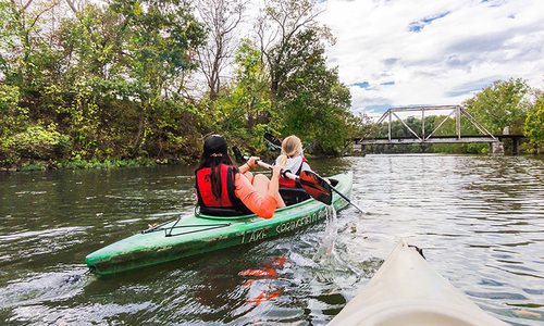 Floaters on James River