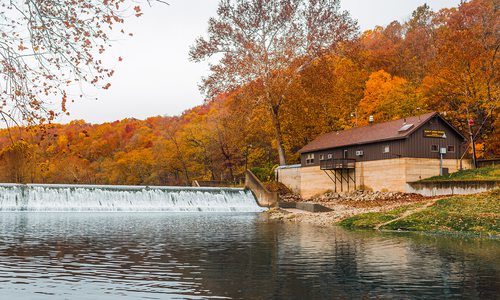 River banks at Bennett Springs State Park in Missouri