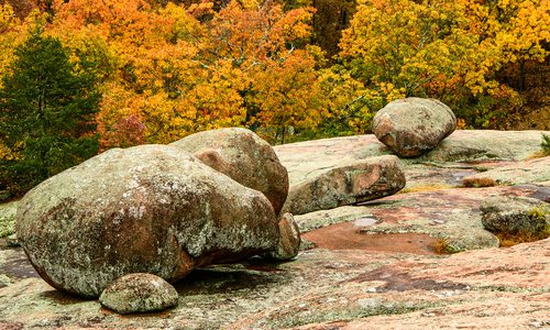 Boulders along the Braille Trail at Elephant Rocks State Park