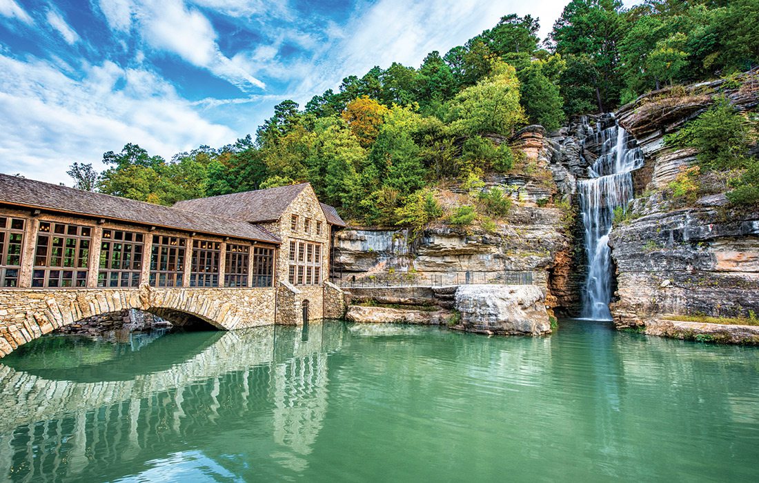 Dogwood Canyon falls museum