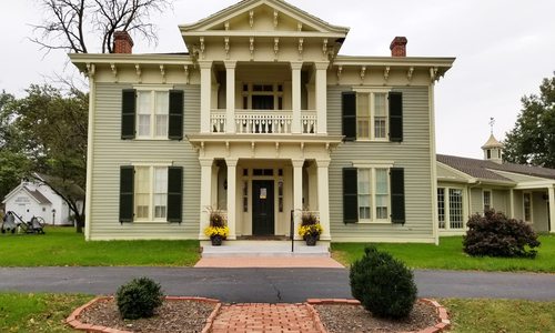 Graceland museum in Mexico, MO
