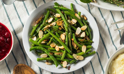 Green beans with almonds