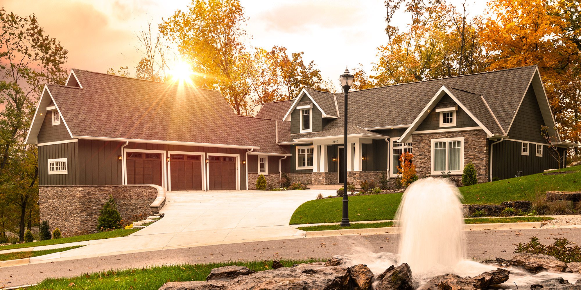 Exterior of modern craftsman style home in southwest Missouri