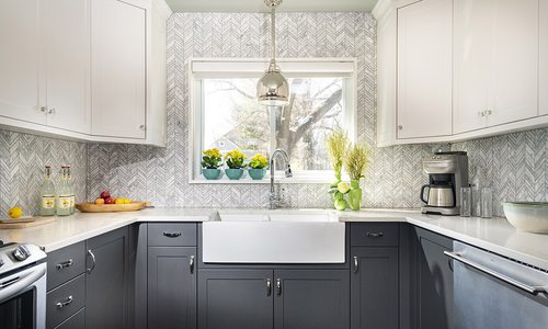 White and grey chevron kitchen tile backsplash