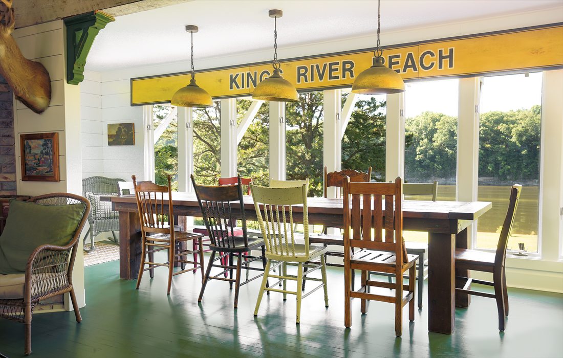 Dining room at lakeside cabin in southwest Missouri