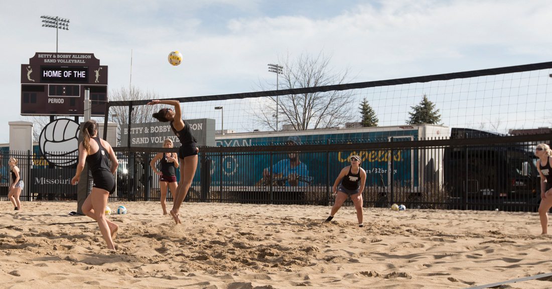 Lynsey Wright Missouri State Beach Volleyball