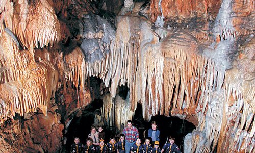 Meramec Caverns