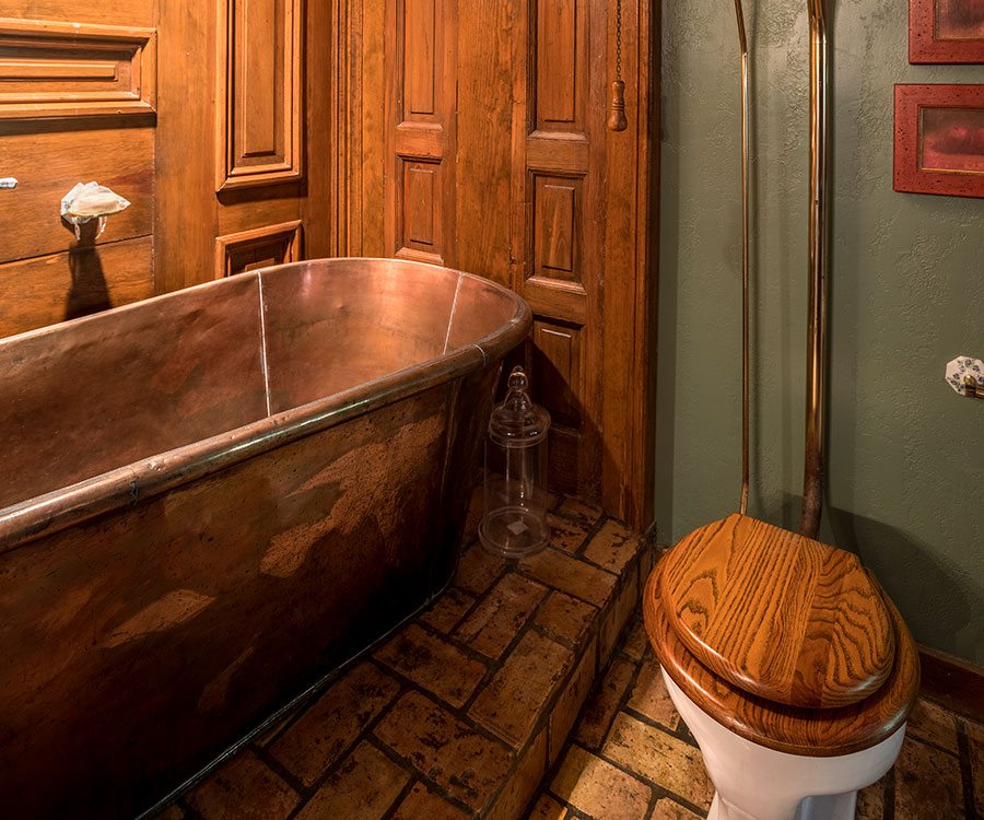 Rivercliff Estate Main Floor Bathroom