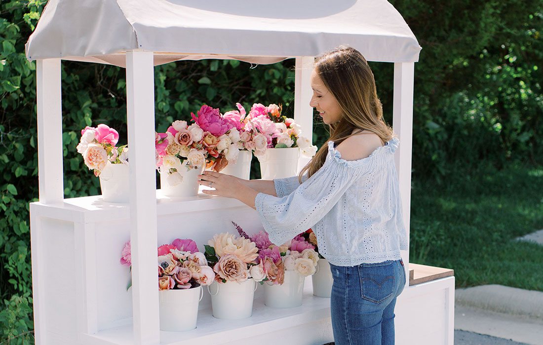 Belle Fleur Flower Cart