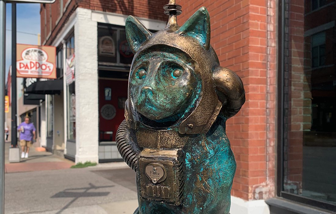 Felix cat sculpture on Springfield Sculpture Walk. Sculptor: Anthony Guntren