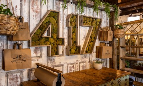 Tour 417 Vintage Market in Branson