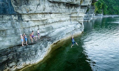Diving into Table Rock Lake
