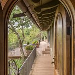 Slider Thumbnail: Rivercliff Estate Balcony