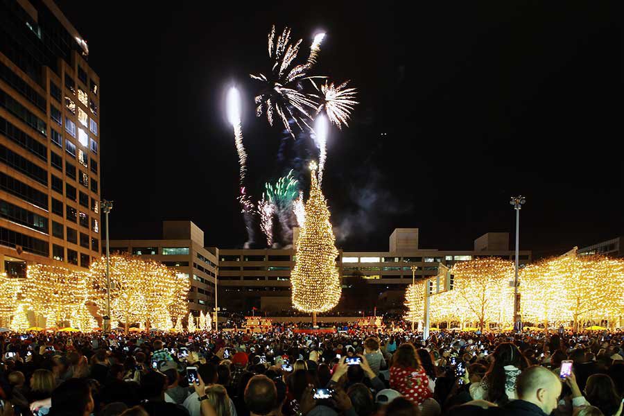 Crown Center fireworks, christmas tree, and lights