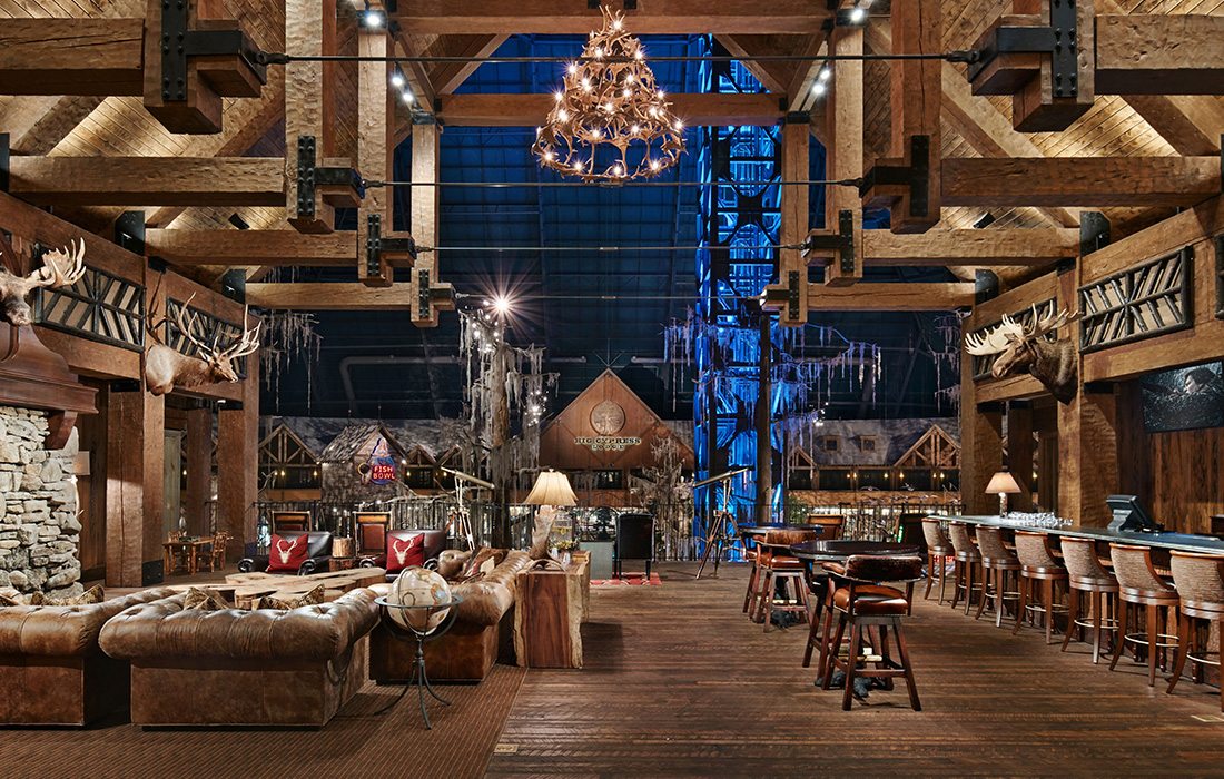 Big Cypress Lodge has many dining options.