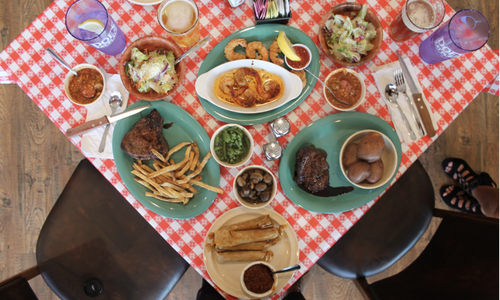 Doe's Eat Place