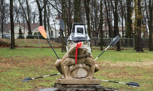 Ask Dylan: Highway 65's Frog Sculpture