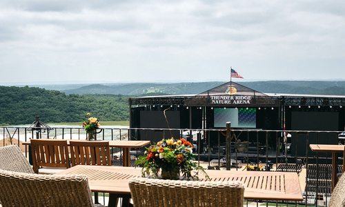 Couples can enjoy premium experiences at Thunder Ridge Nature Arena.