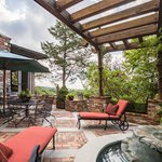 Slider Thumbnail: Rivercliff Estate Patio