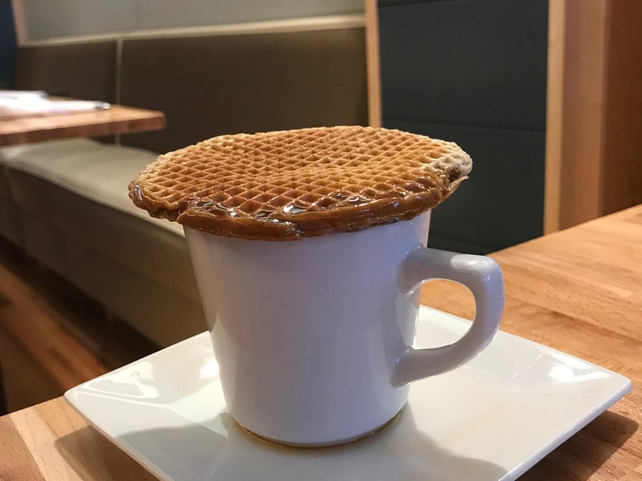 Van Gogh's Eeterie Stroopwafel